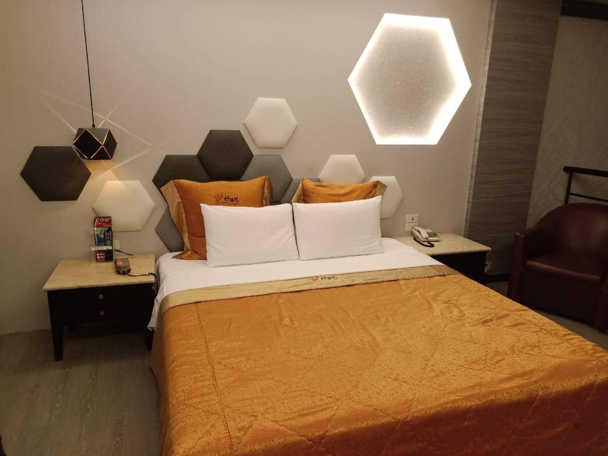 טאיצ'ונג Xin Yuan Motel מראה חיצוני תמונה
