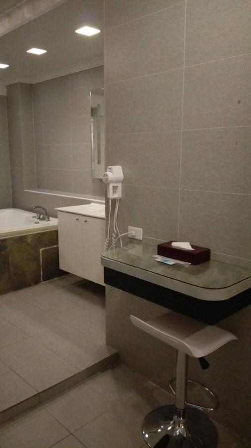 טאיצ'ונג Xin Yuan Motel מראה חיצוני תמונה
